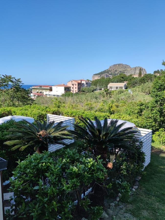 Villa Martino Apartments Чефалу Екстериор снимка