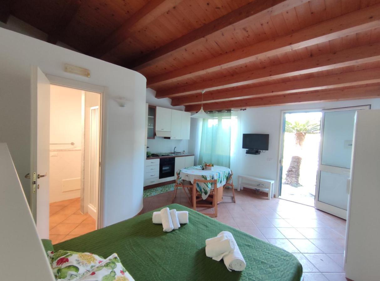 Villa Martino Apartments Чефалу Екстериор снимка